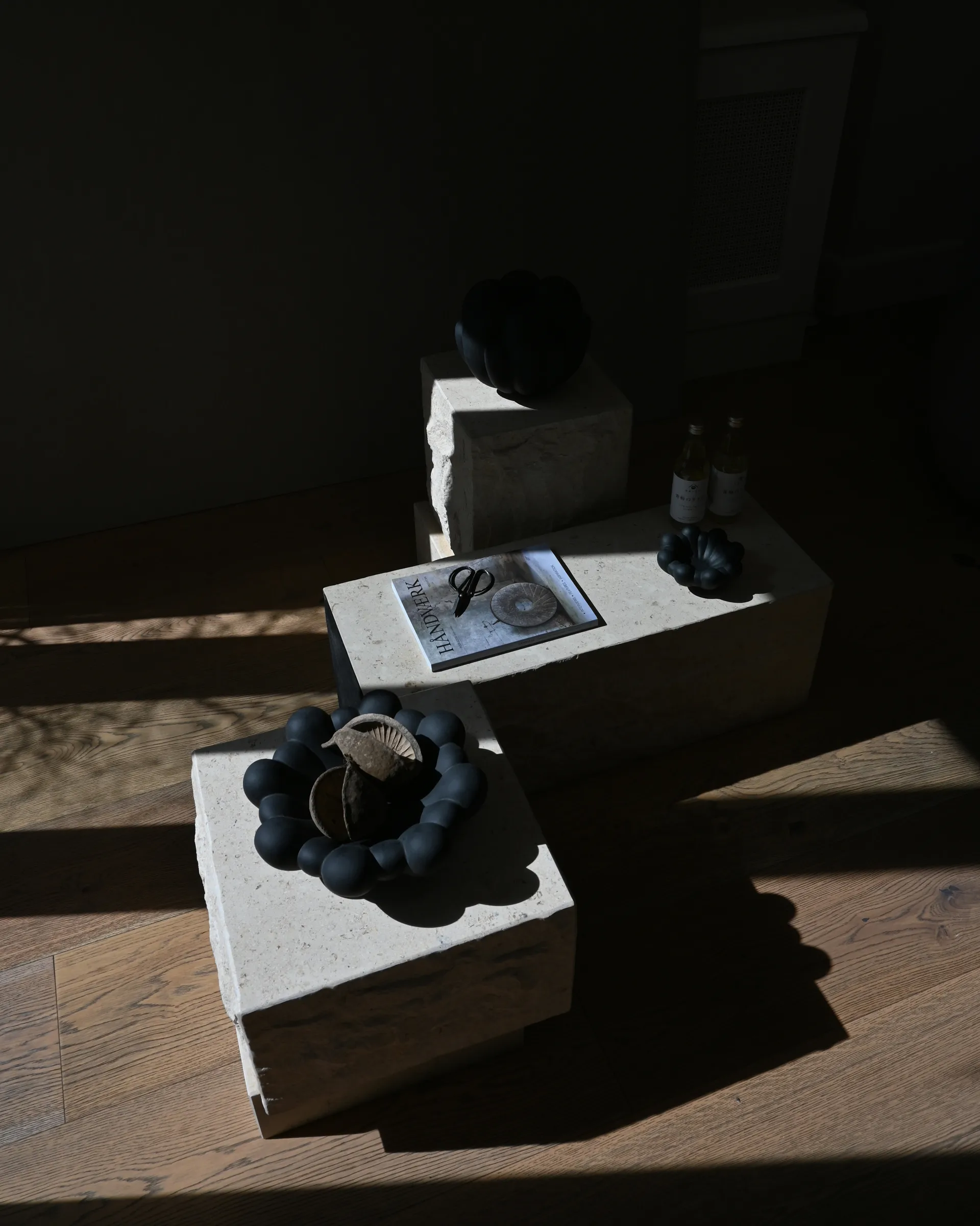 Bloom Tray Schale medio Ø28,5 cm, Black 101 Copenhagen