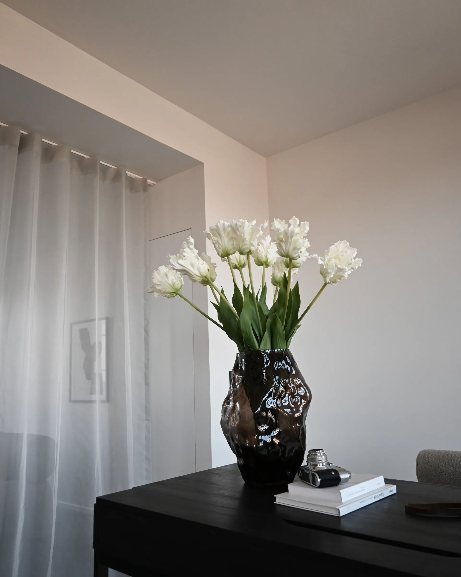 Katachi Vase medio, Smoked forest 101 Copenhagen