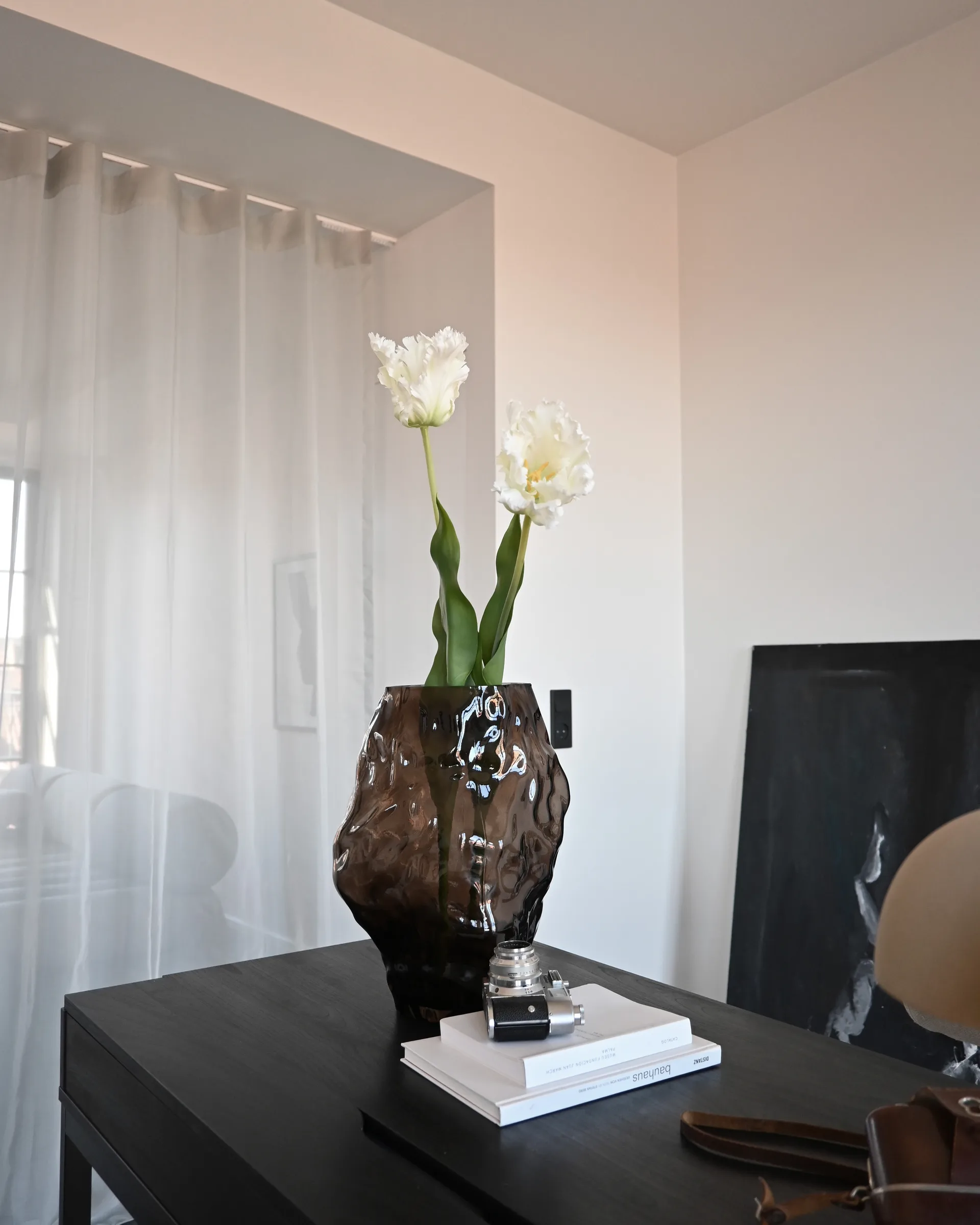 Katachi Vase medio, Smoked forest 101 Copenhagen