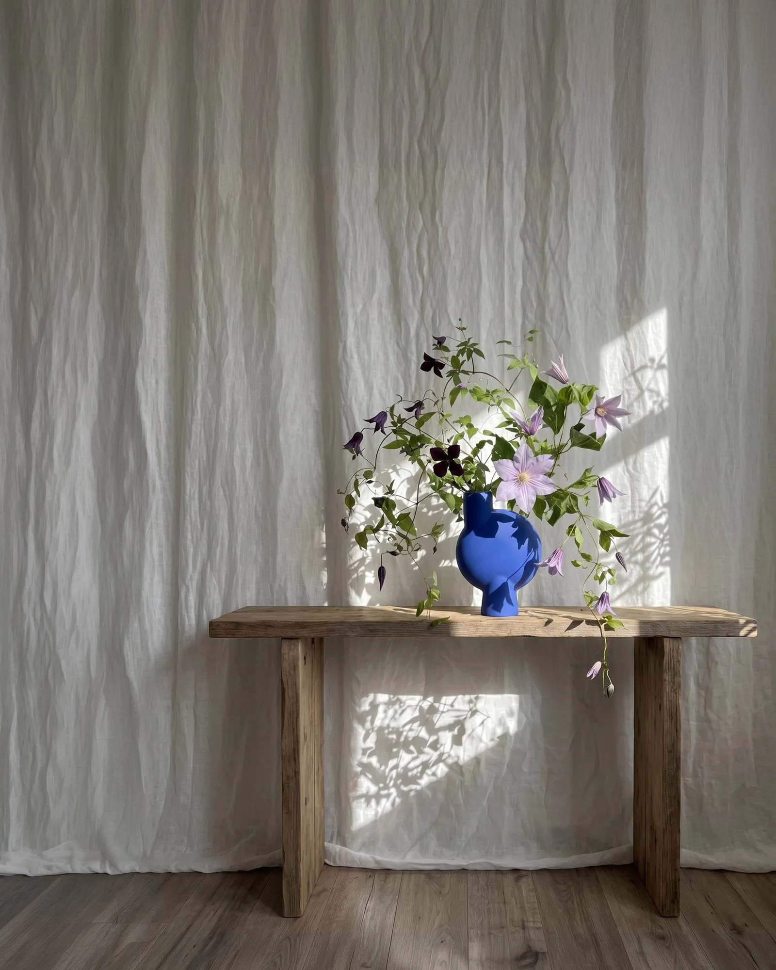 Sphere Bubl Vase Medio, Marrakech blue 101 Copenhagen