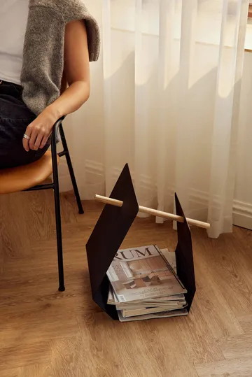Edge Zeitschriftenständer - Black (schwarz) - Andersen Furniture