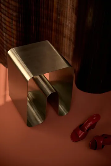 Curva Solid Hocker - Silver, 32x32x43,2 cm - AYTM