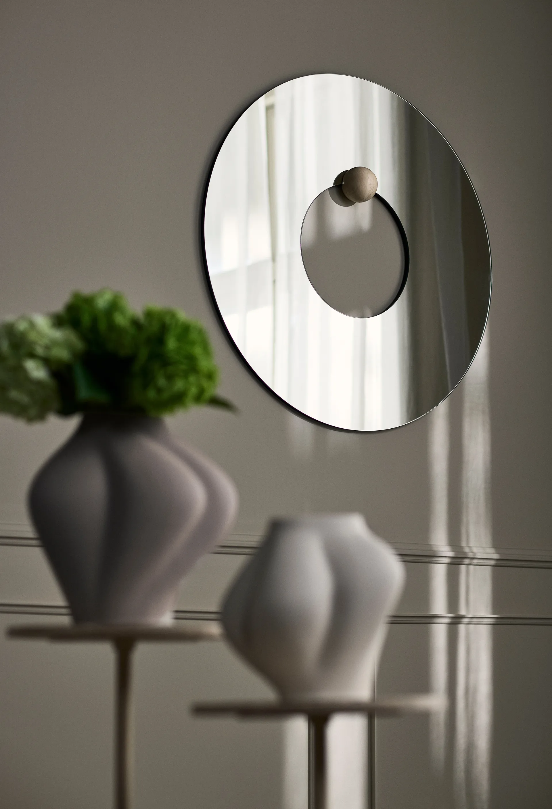 Saltare Vase, Taupe, Ø13,8×30 cm AYTM