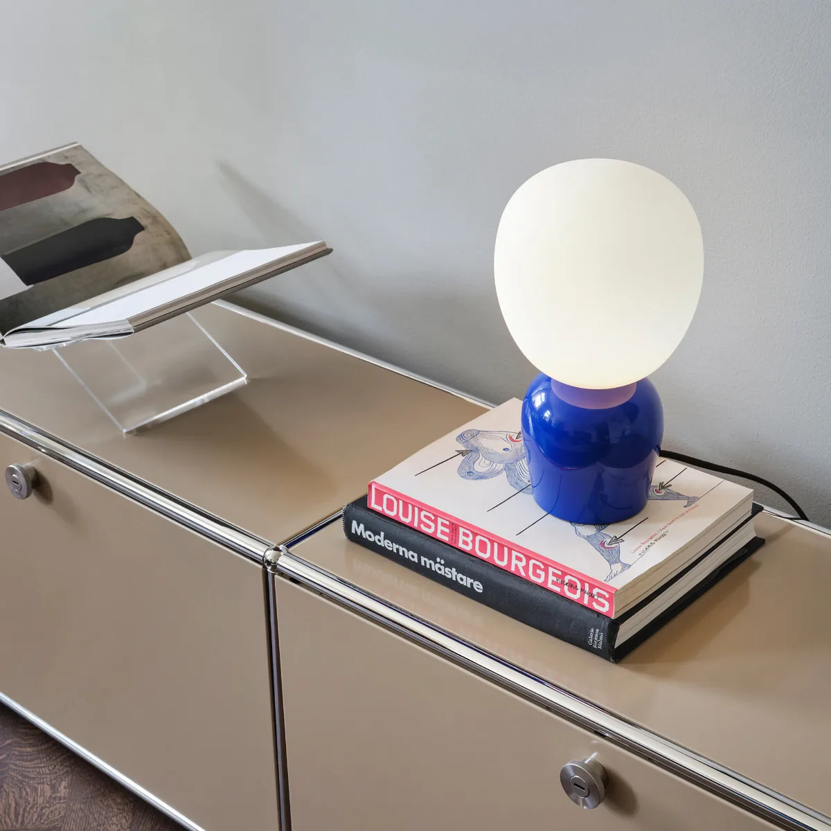 Buddy Tischleuchte Opalglas, Ultramarinblau Belid