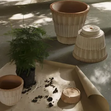 Atlas raw Topf mit Untersetzer - Rosa, Ø18 cm - Bergs Potter