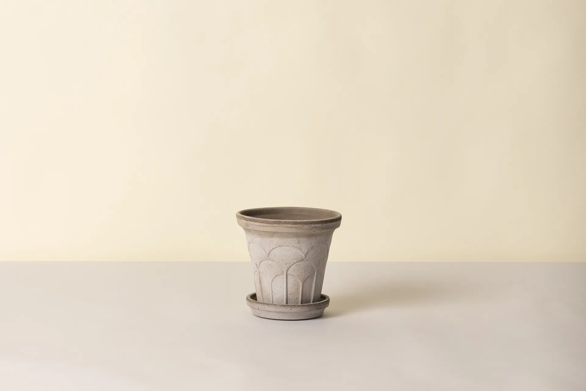 Fleur Übertopf mit Untersetzer 2-teilig, Grey, Ø16 cm Bergs Potter