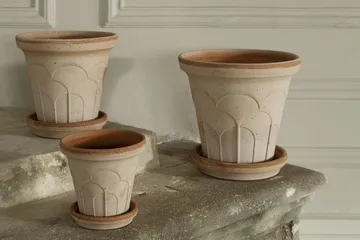 Fleur Übertopf mit Untersetzer 2-teilig - Rosa, Ø21 cm - Bergs Potter