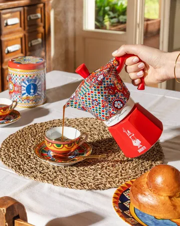 Bialetti x Dolce & Gabbana Espressokocher - Sicilian cart, 6 Tassen - Bialetti