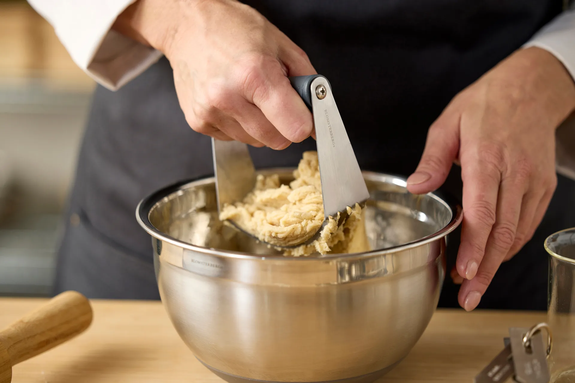 Blomsterbergs Mürbeteigmischer, Grau-Stahl Blomsterbergs