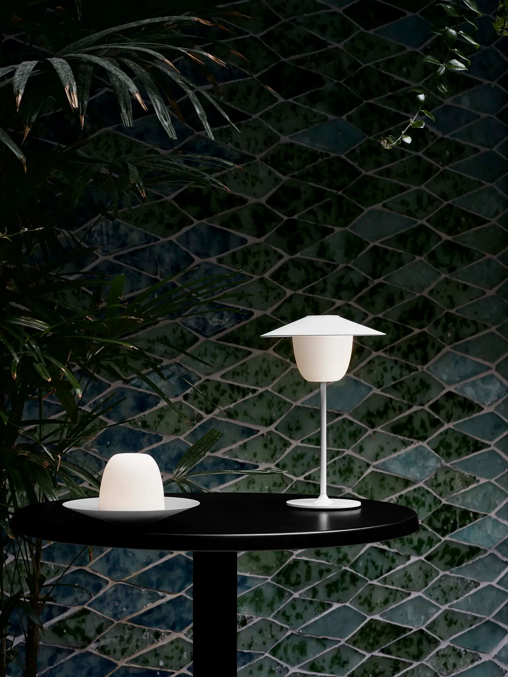 Ani Mobile LED-Leuchte 33cm, Weiß blomus