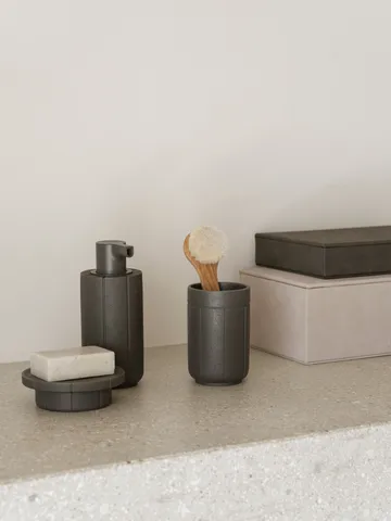 Kua Seifenspender - Cedar Wood, 30 cl - blomus