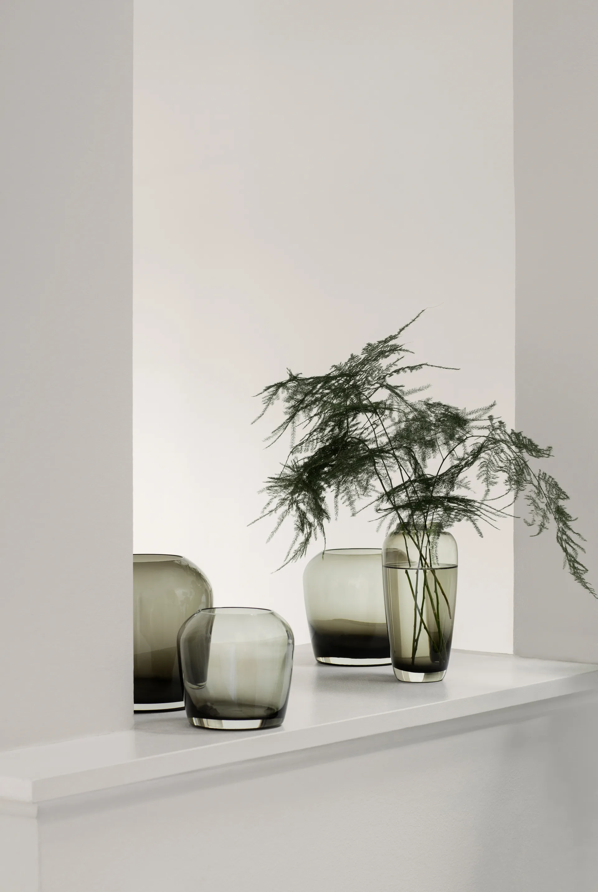 Leta Vase 15cm, Smoke blomus