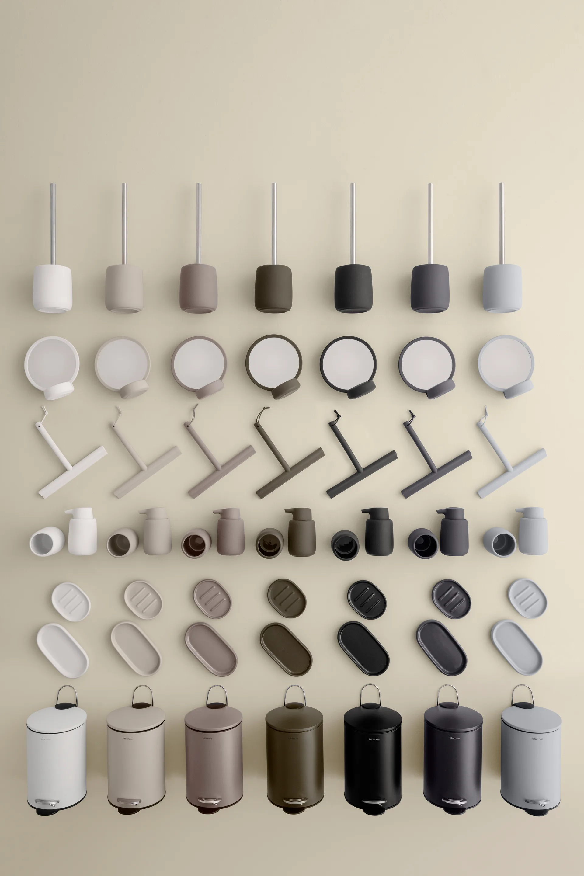 Sono Seifenspender 25cl, Schwarz blomus