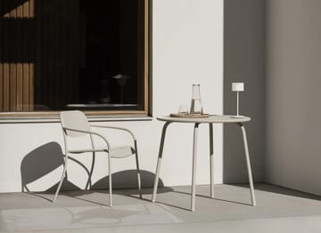 YUA bistro table Tisch Ø80 cm - Silk grey - blomus