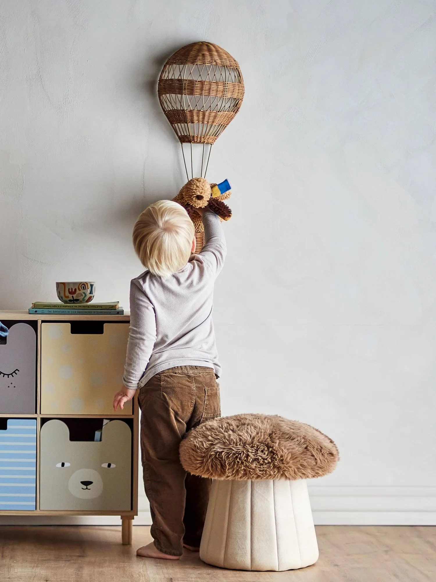 Bertil Pouf Ø37cm, Schwamm, Braun Bloomingville