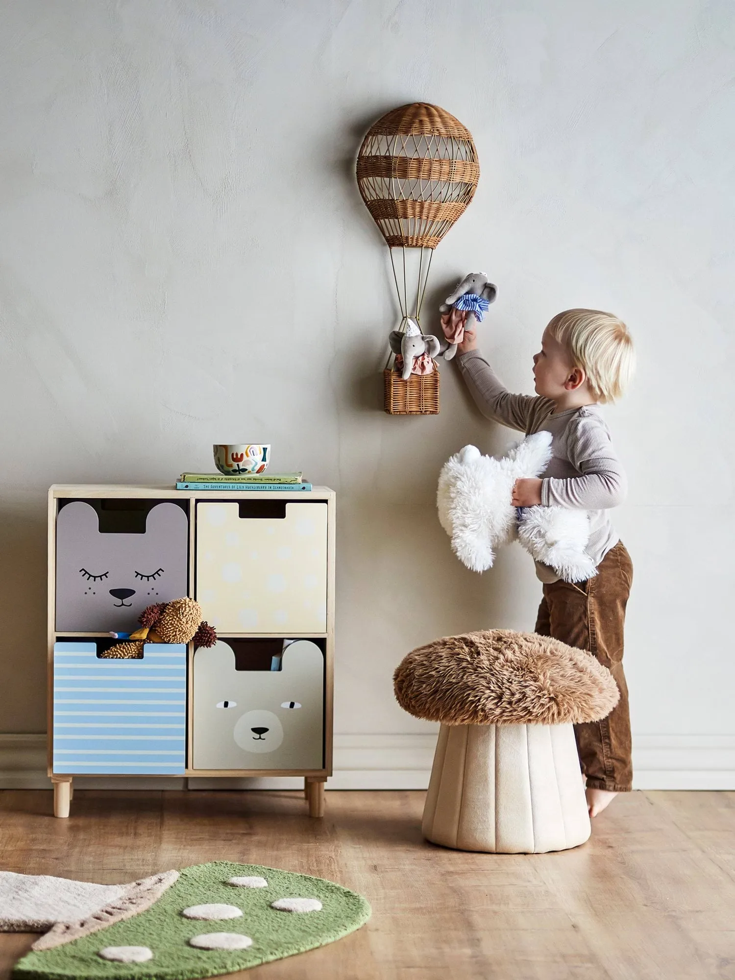 Bertil Pouf Ø37cm, Schwamm, Braun Bloomingville