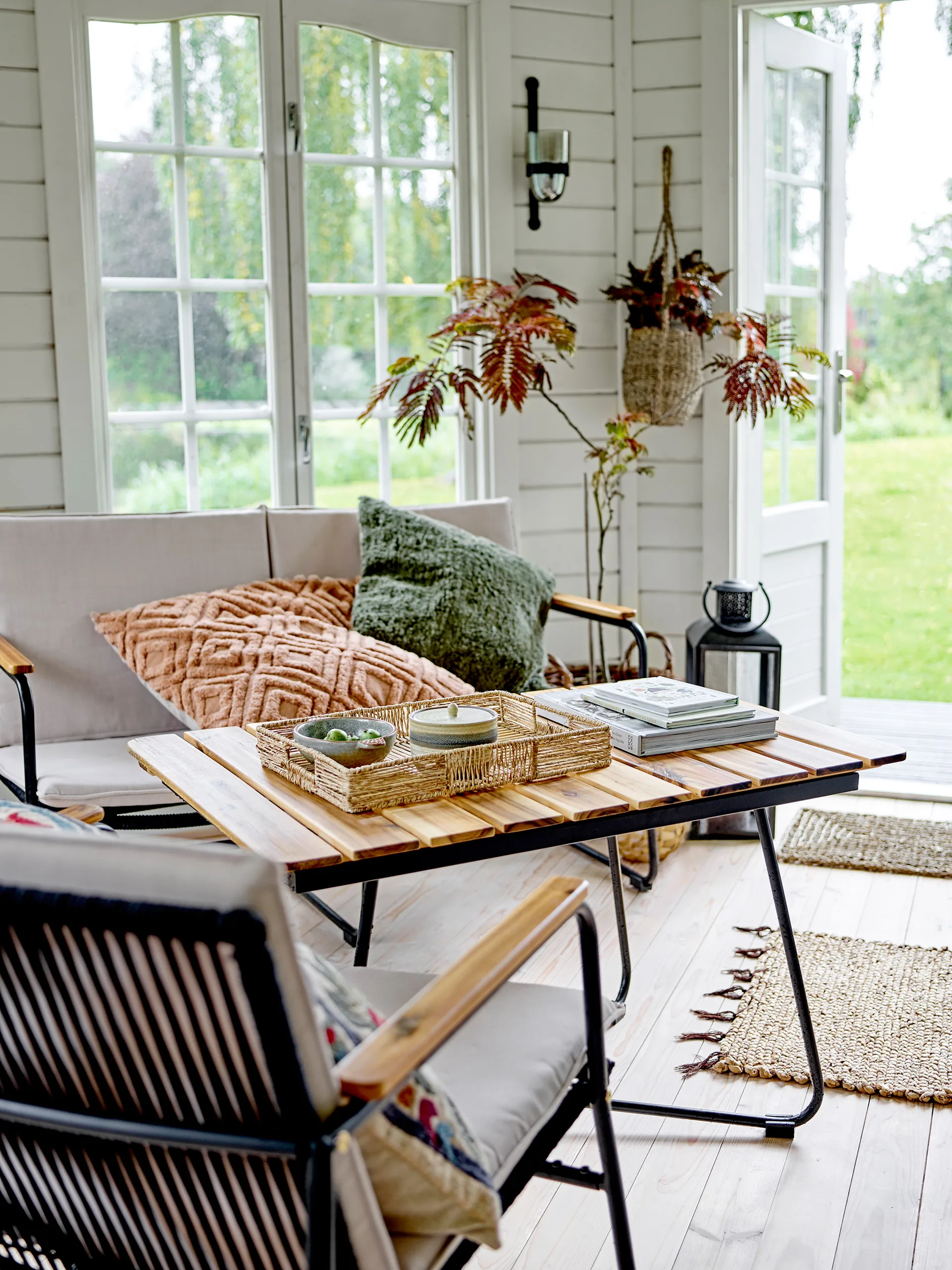 Hampton Couchtisch 90 x 60 x 45cm, Akazie Bloomingville