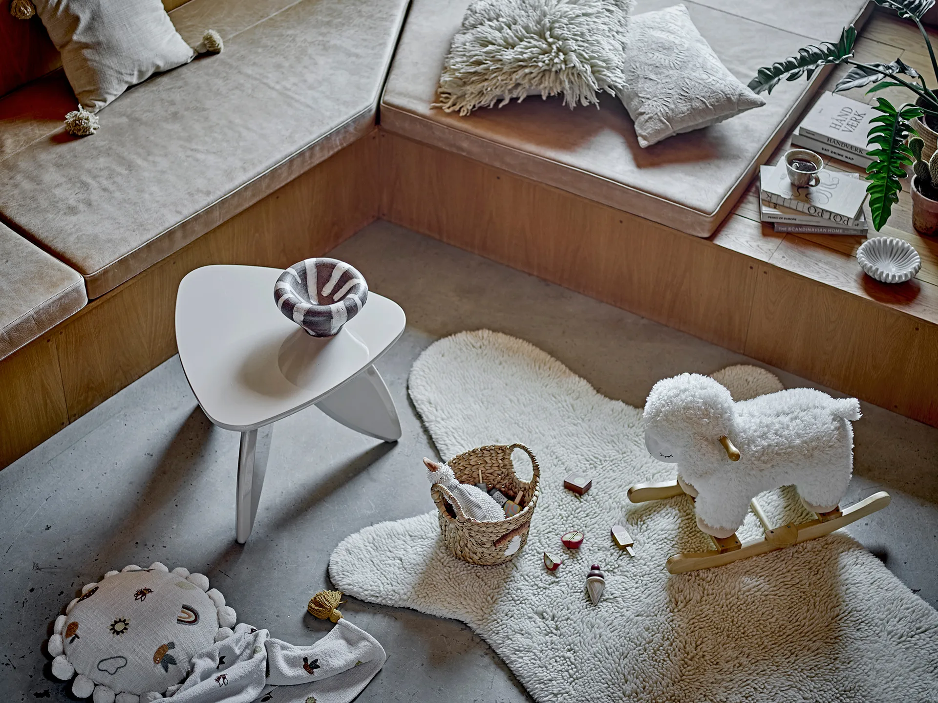 Ladris Schale Ø23 cm, Braun Bloomingville