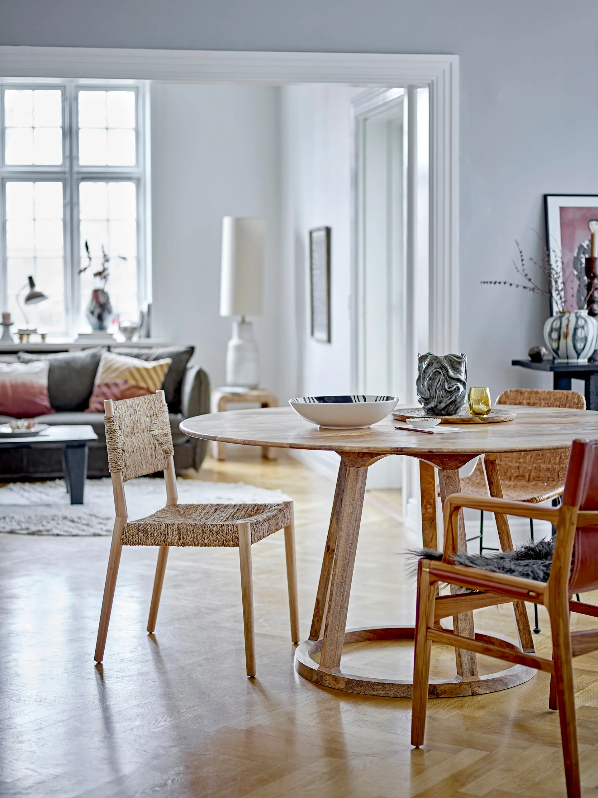 Saran Stuhl gewebte Rückenlehne und Sitzfläche, Natur Bloomingville