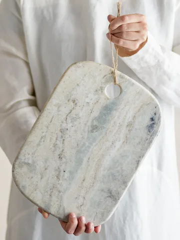 Sibelle Frühstücksbrett Marmor 30,5x22,5 cm - Natur - Bloomingville