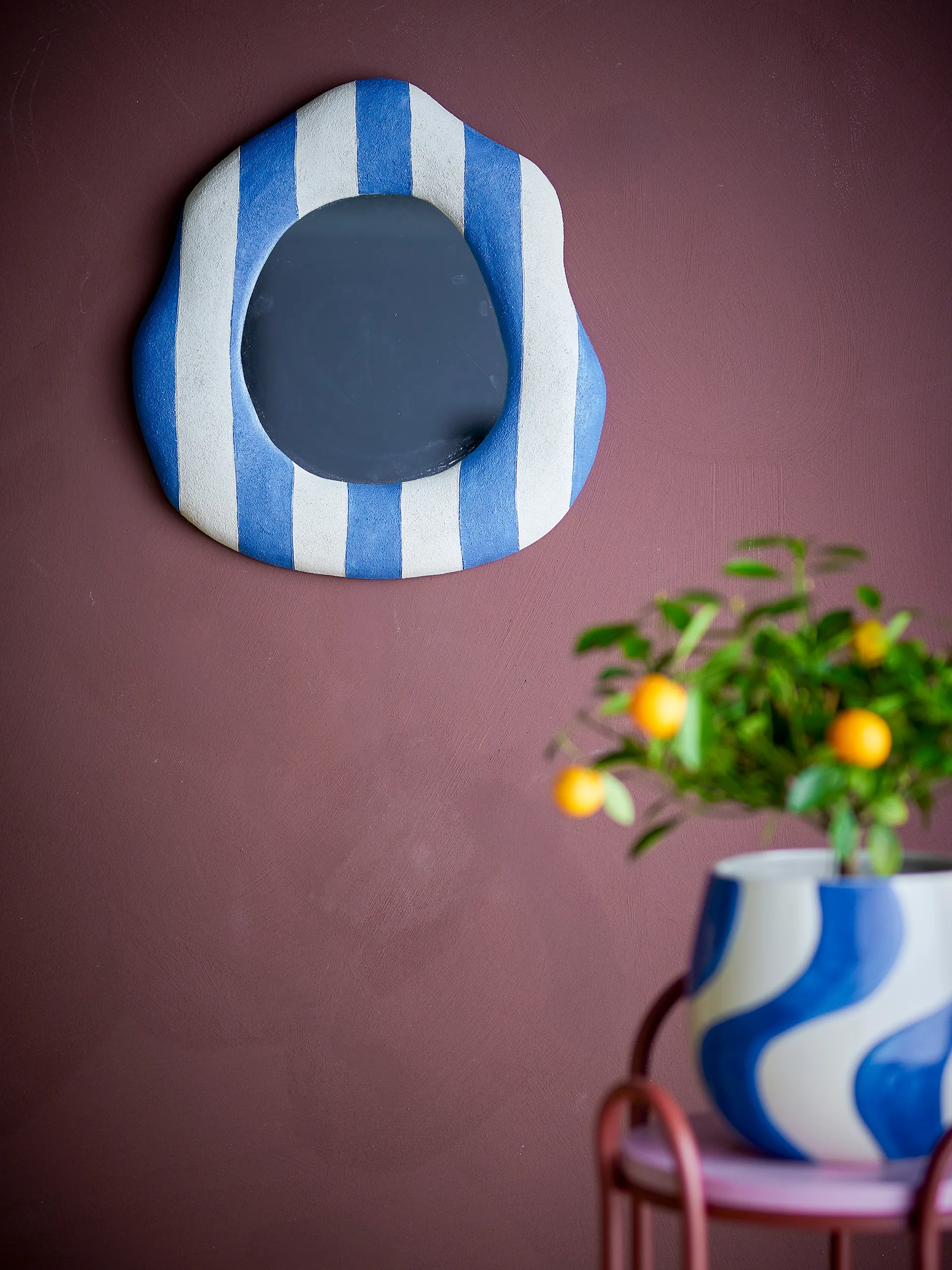 Travis Wandspiegel 39,5x38,5 cm, Blau Bloomingville