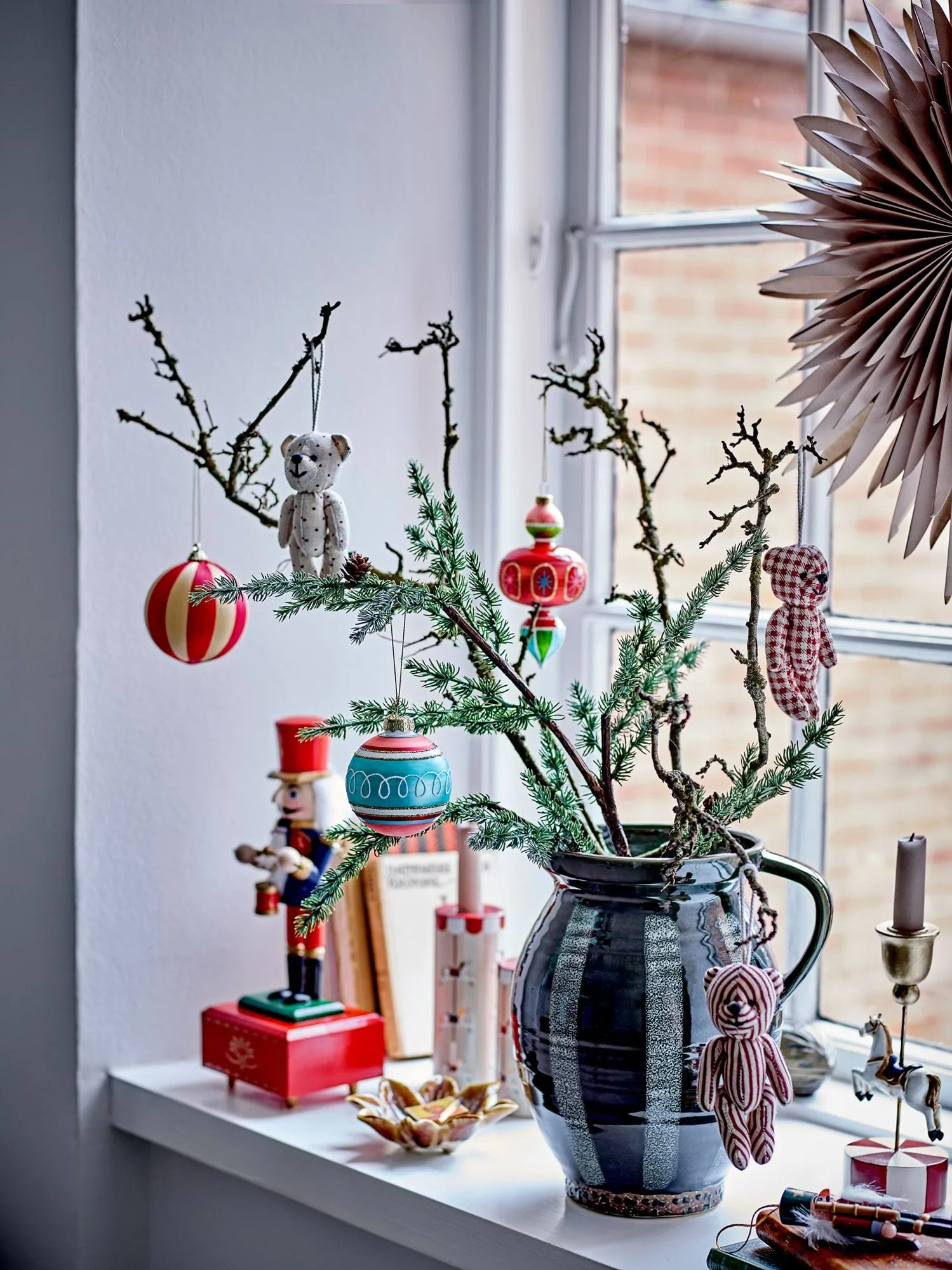 Wynn Weihnachtskugel, Rot, 3er-Pack, Ø8 cm Bloomingville