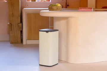 Bo Touch Bin 30 L - Soft Beige - Brabantia