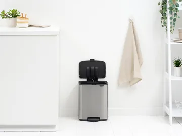 Bo Treteimner 12 l - Matt Steel Fingerprint Proof - Brabantia
