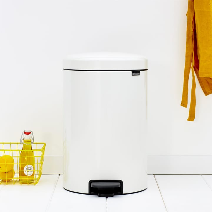 New Icon Treteimer 20 Liter, White (weiß) Brabantia