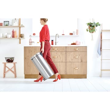 New Icon Treteimer 30 liter - Matt steel fingerprint proof - Brabantia