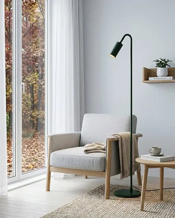Curve Stehleuchte 146 cm - Matt grün - By Rydéns
