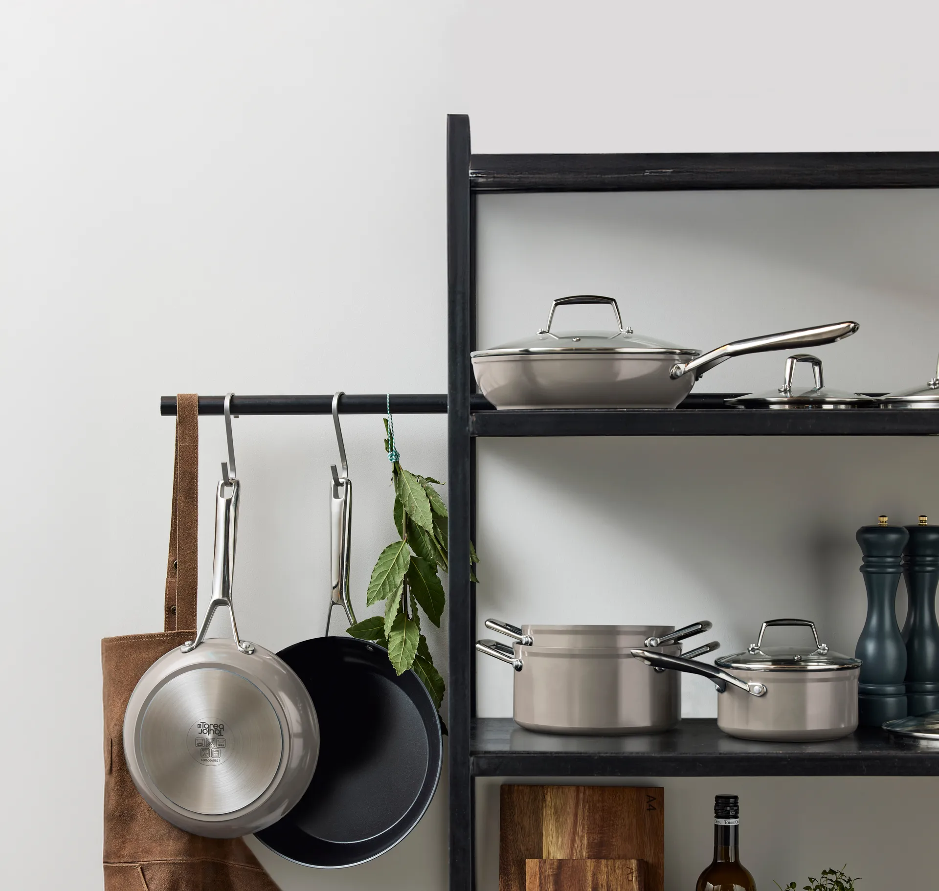 Vivian Topf Aluminium 2,1 L, Beige By Tareq Taylor