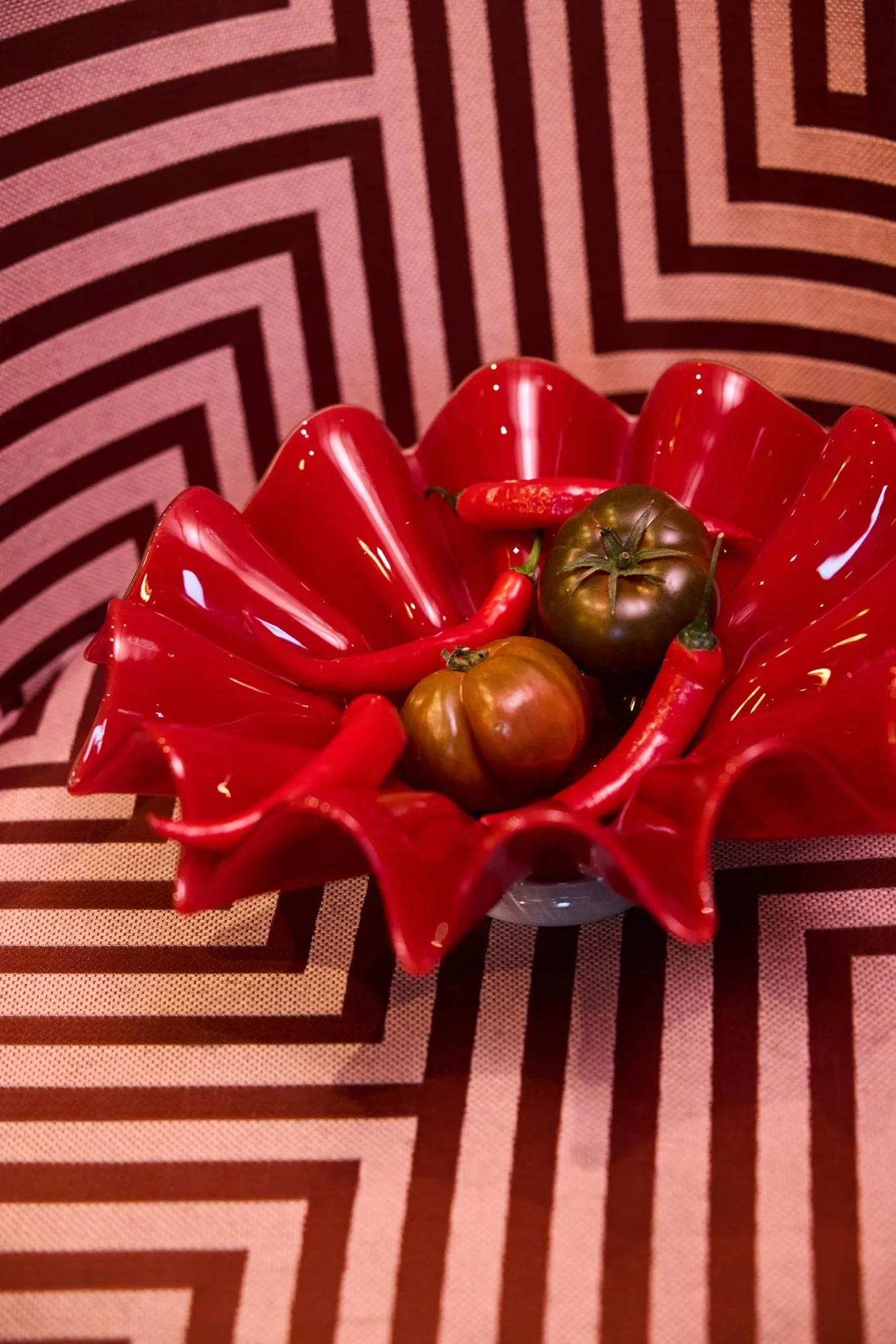 Lorin Schale, L, Ø30x11 cm, Rot Byon