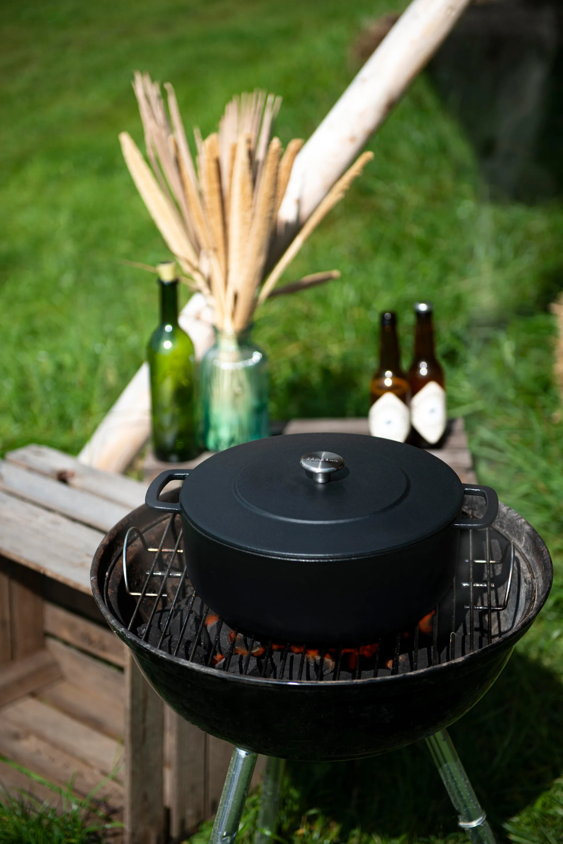 Combekk emaillierter Gusseisentopf Ø24 cm, Black Combekk