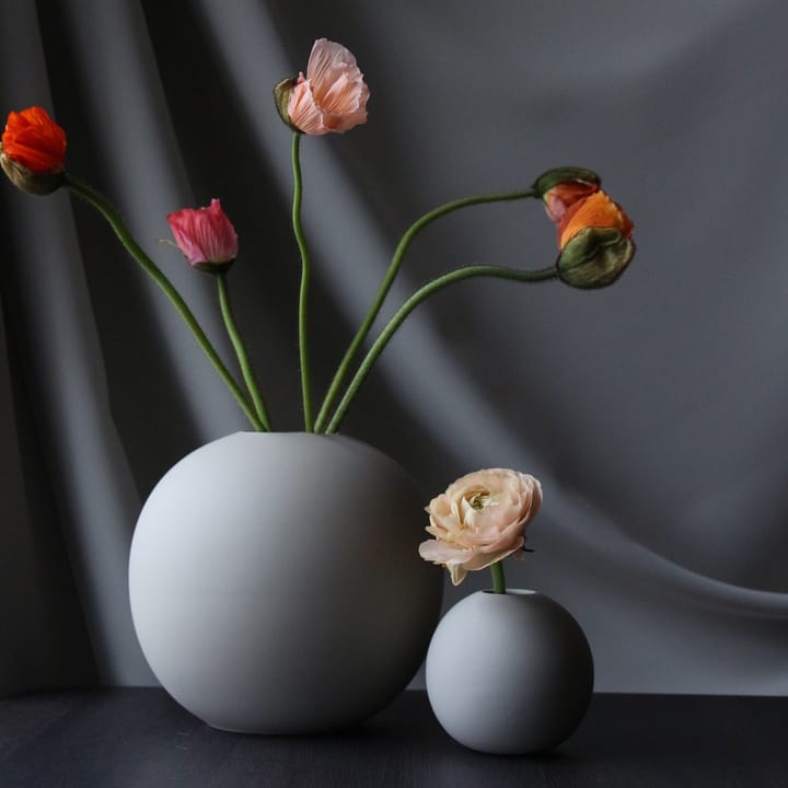 Ball Vase grey, 20cm Cooee Design