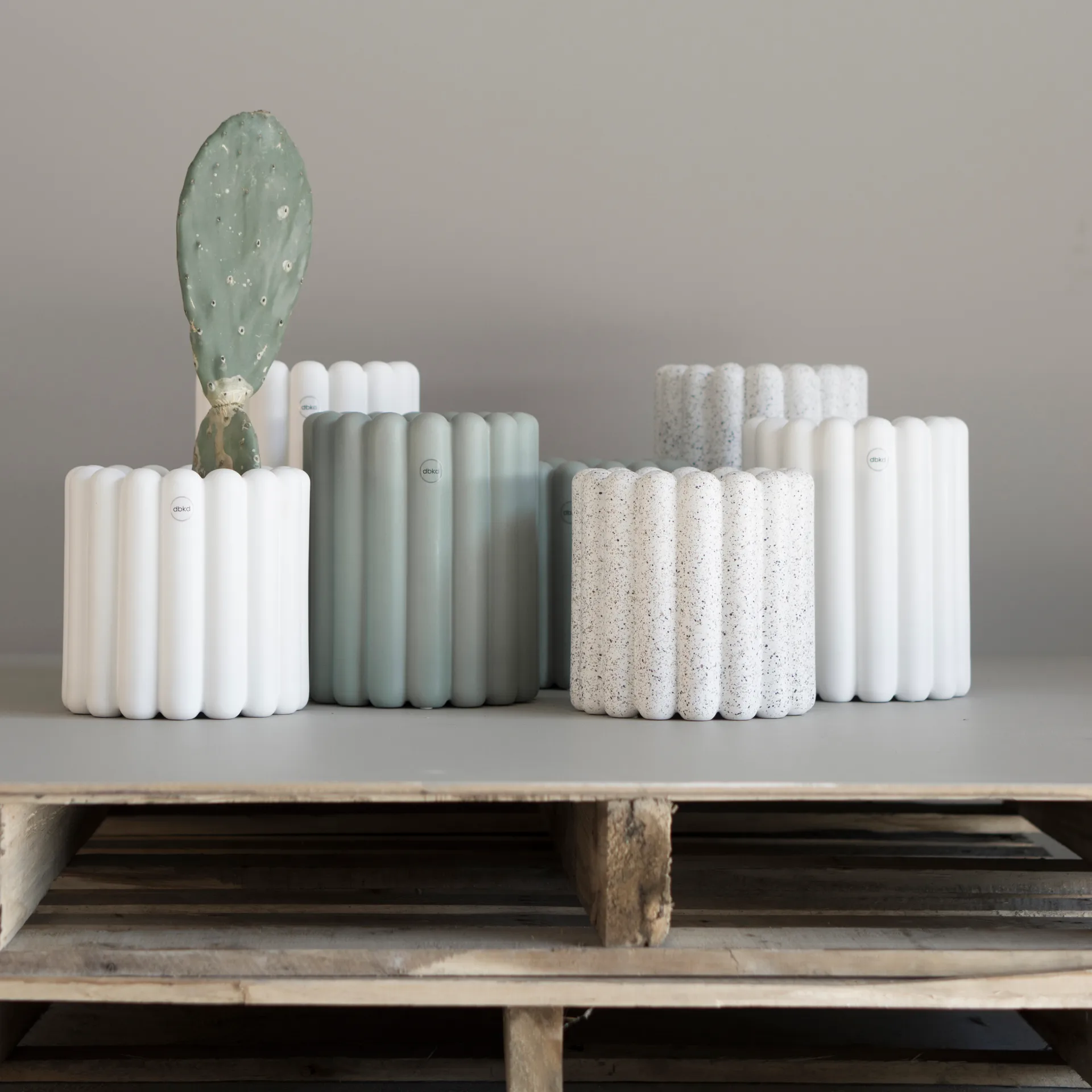 Mist Blumentopf klein Ø19x19 cm, White DBKD