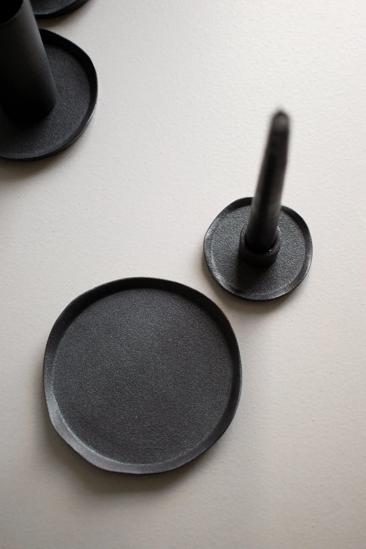 Wave Teller Ø16cm, Cast iron DBKD