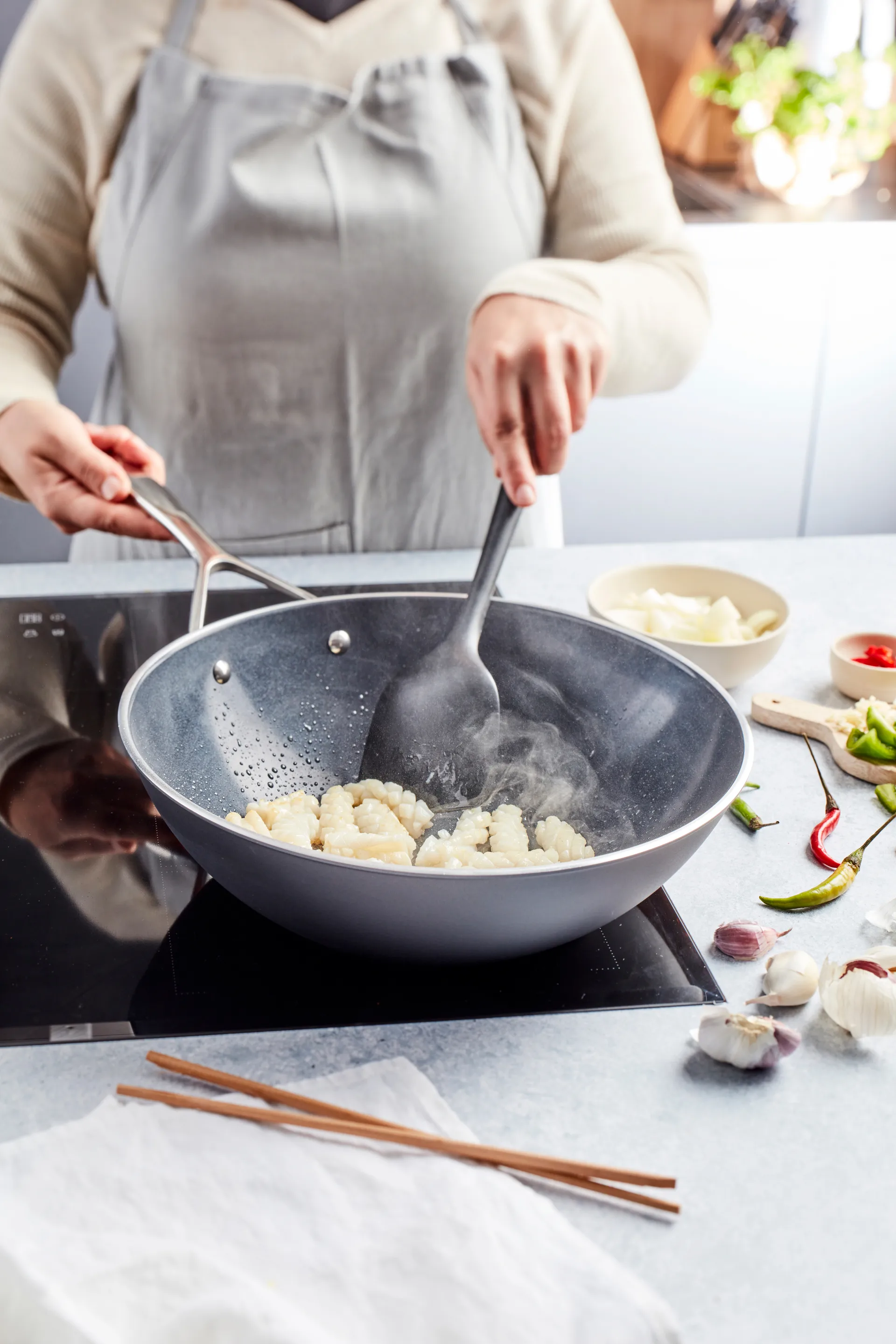 Alu Pro 5 Ceraforce Wokpfanne keramisch 5-ply, Ø30 cm Demeyere