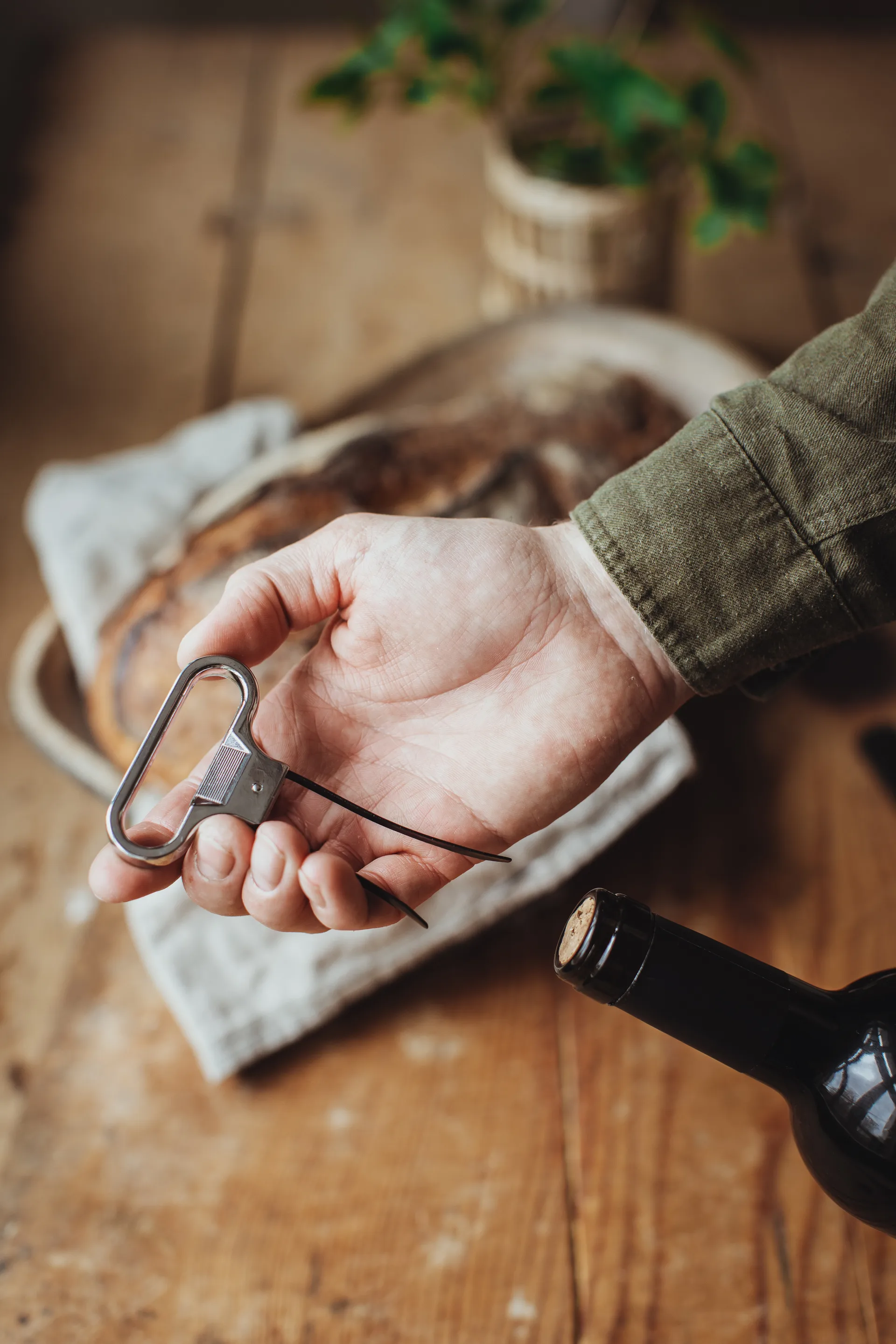 Vale Flaschenöffner Korkenzieher 11x6,4x1 cm, Schwarz-Silber Dorre