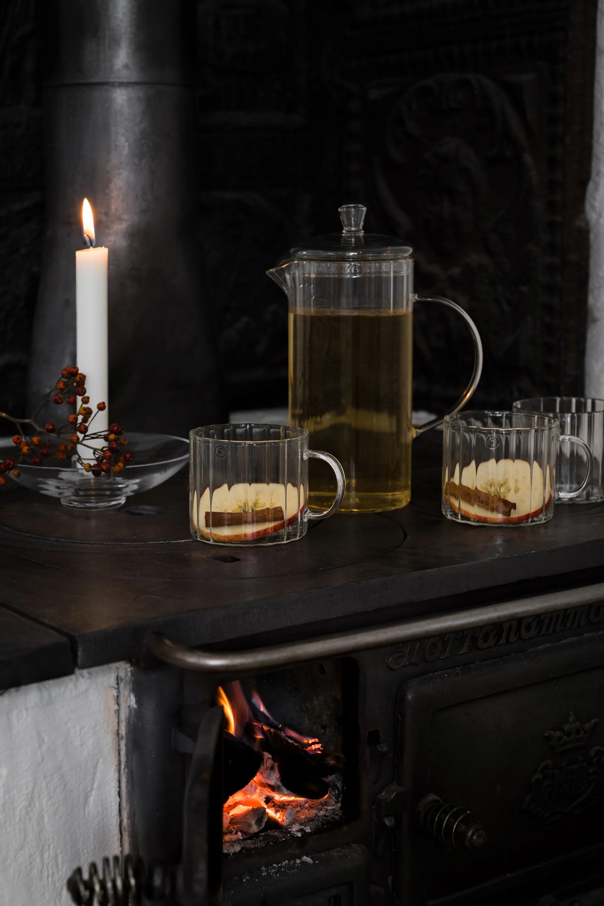 Ernst Glaskaraffe gerippt 1 L, Klar ERNST