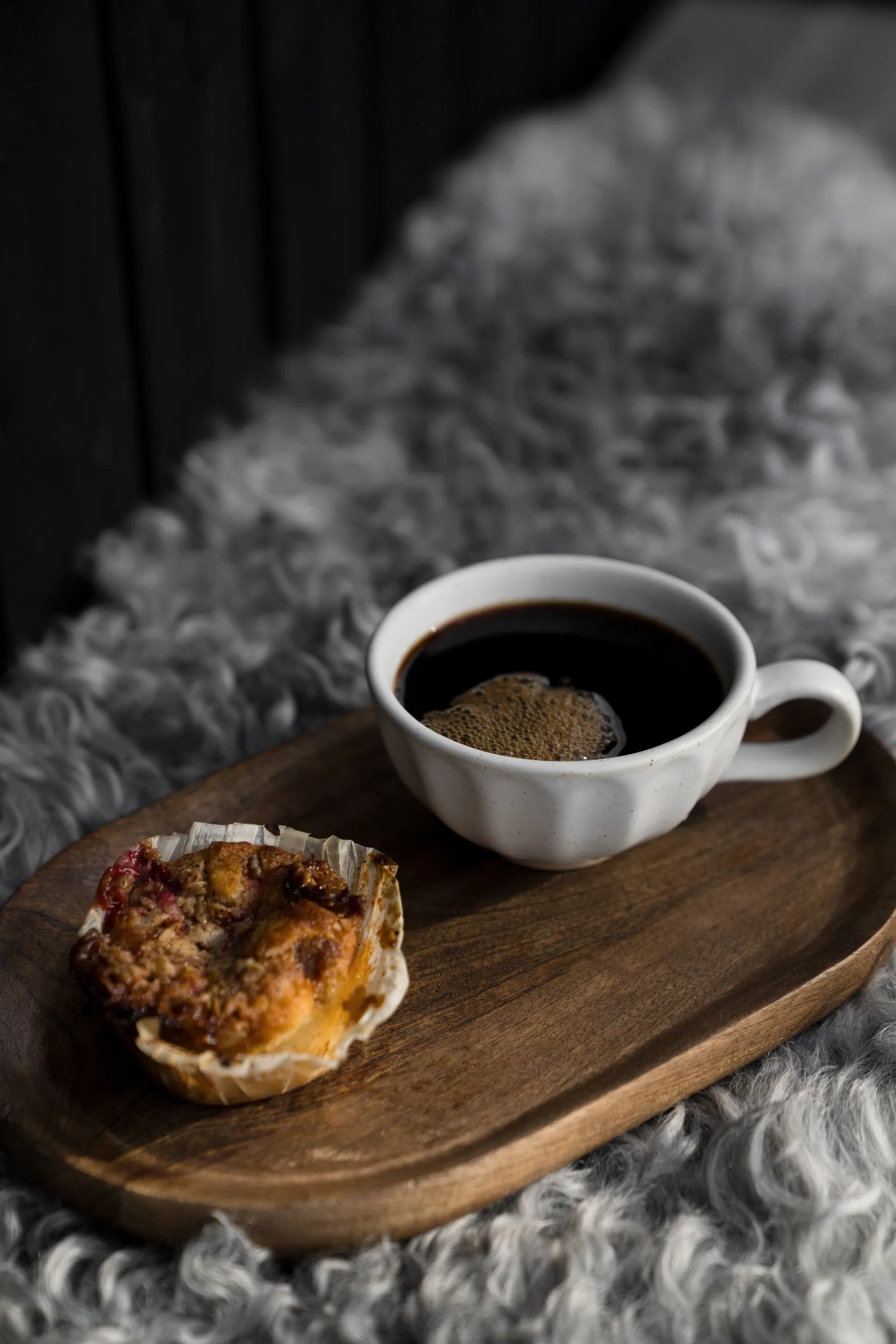 Ernst Serviertablett oval 17x28 cm, Dunkelbraun ERNST