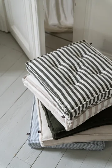 Ernst Sitzkissen 45 x 45cm - Salbei-weiß - ERNST