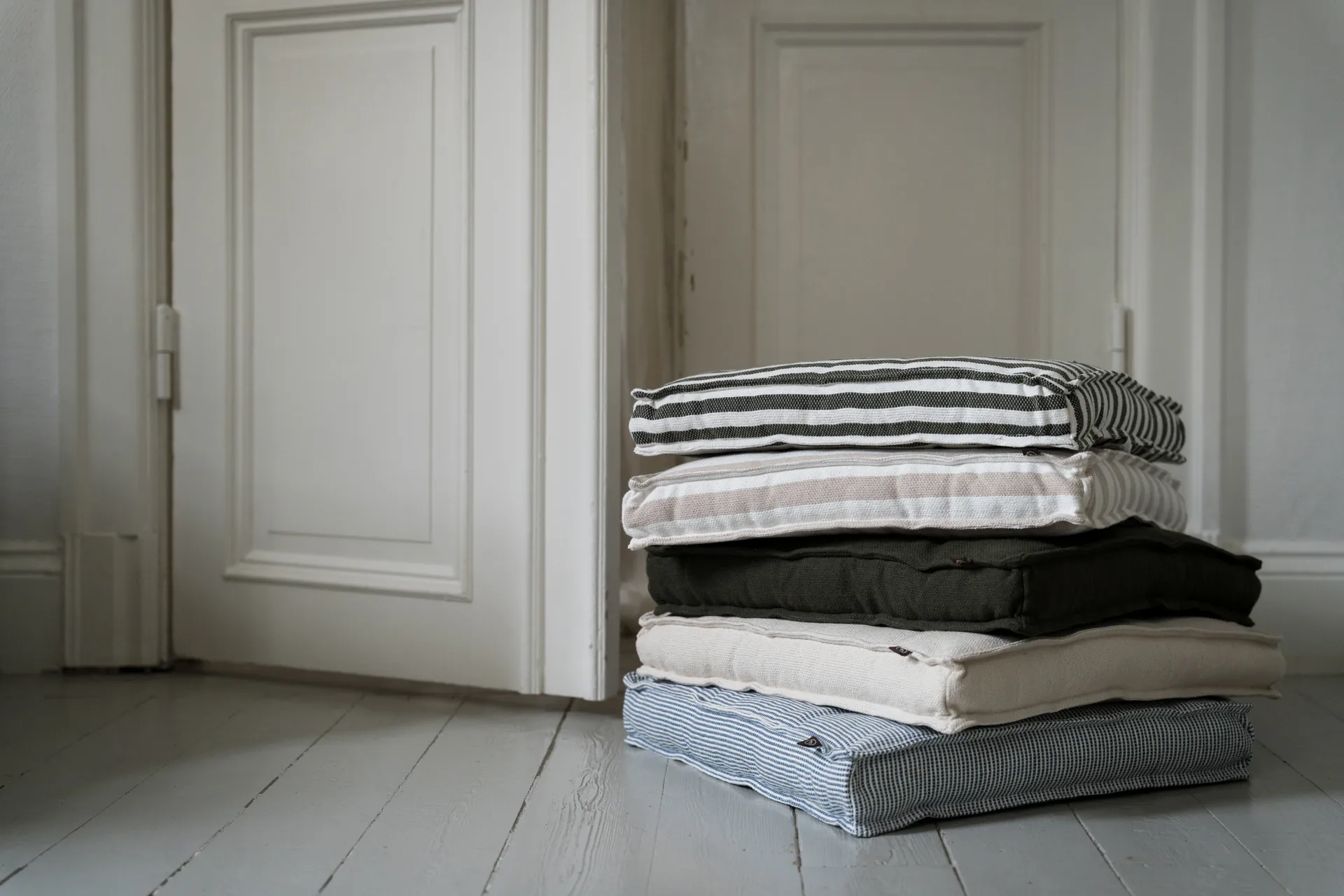 Ernst Sitzkissen 45 x 45cm, Salbei ERNST