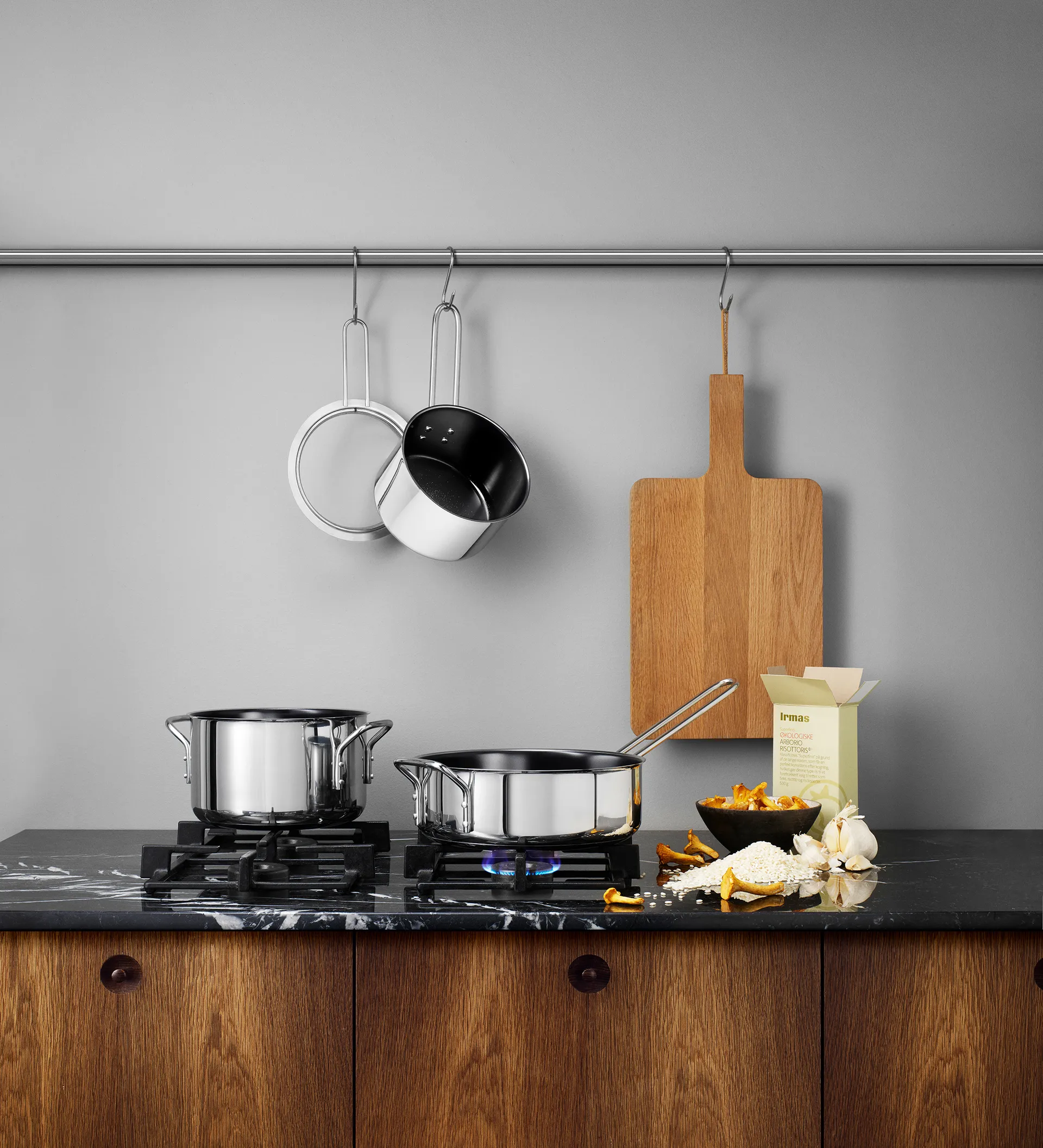 Eva Trio Stainless Steel Slip-Let Keramik-Schmortopfpfanne, 24 cm Eva Solo