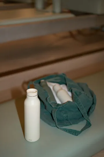 Urban Thermosflasche 0,7 L - Kokosnuss - Eva Solo