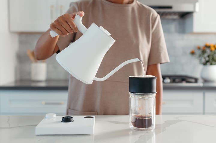 Stagg EKG Pro elektrischer Wasserkocher 0,9 L, Matte white Fellow