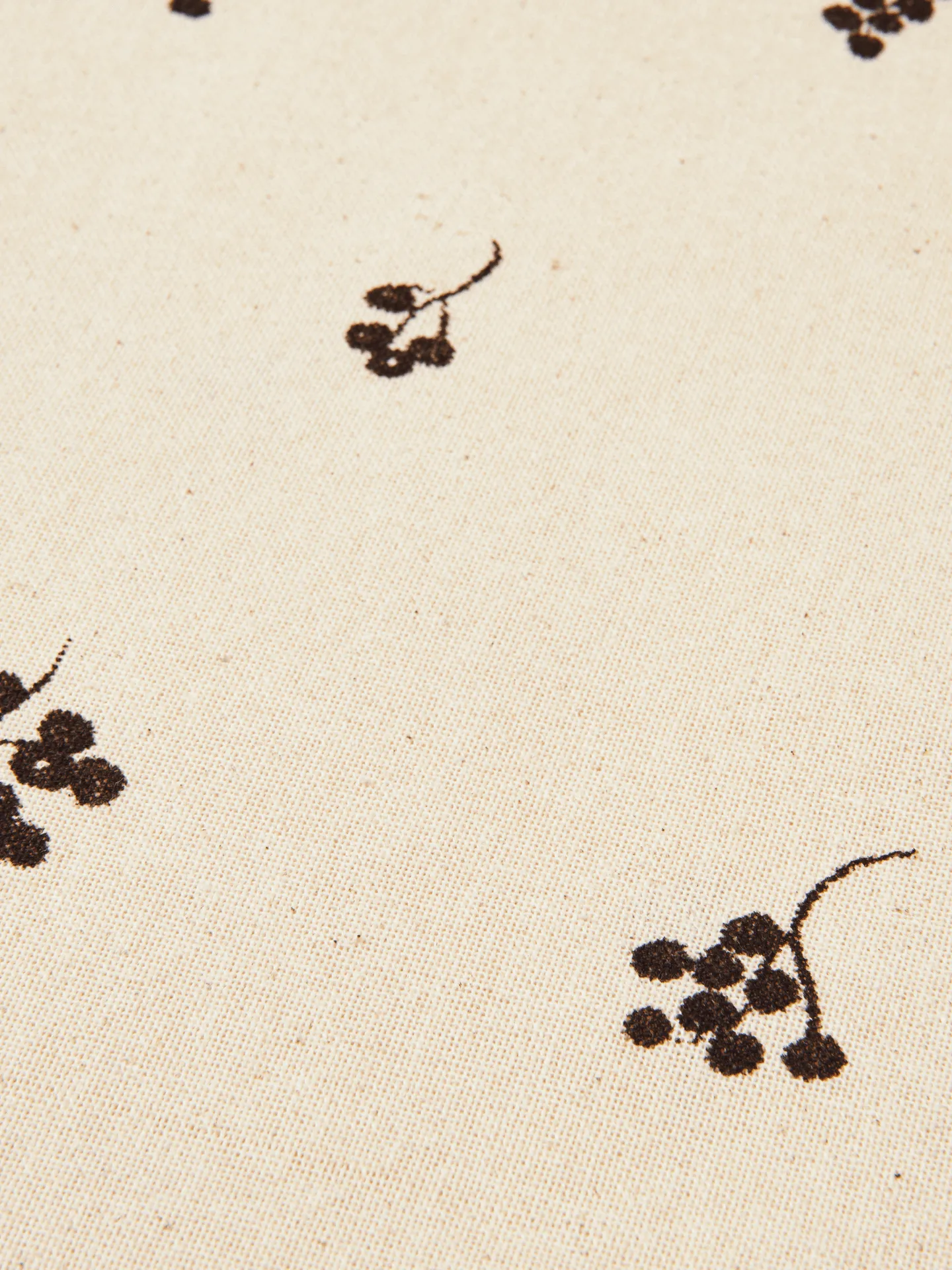 Baies Tischdecke 150x240 cm, Natural-dark chocolate Ferm Living