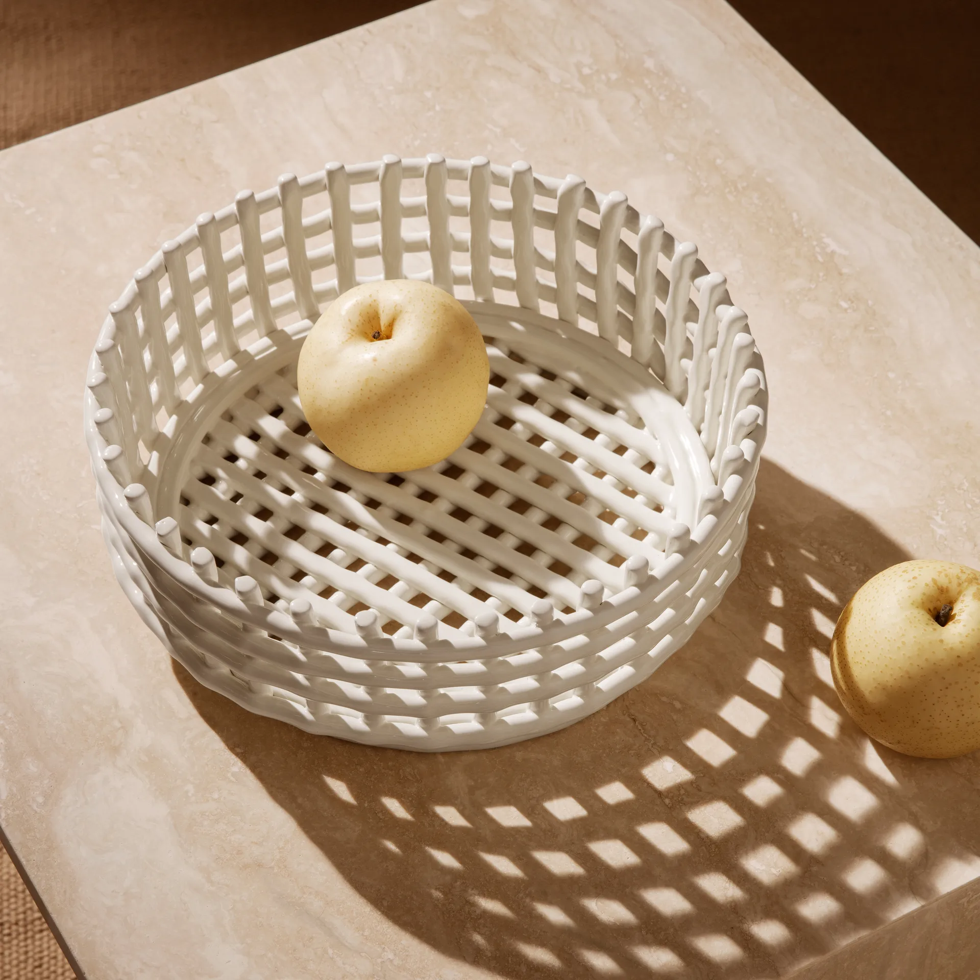 Ceramic geflochtene Schale, Off-white Ferm Living