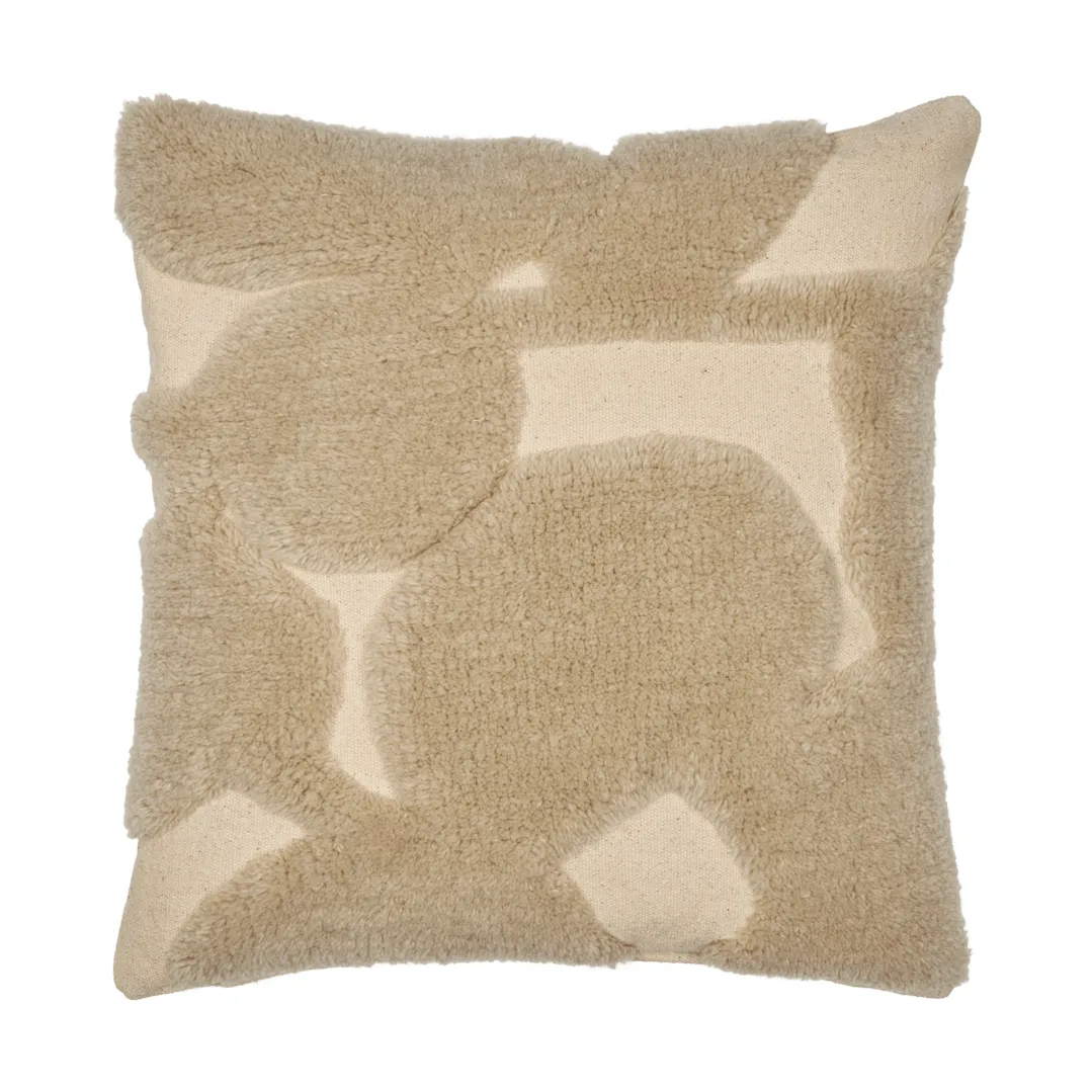 Cilla getuftetes Kissen, Off-white-parchment, 50x50 cm Ferm Living