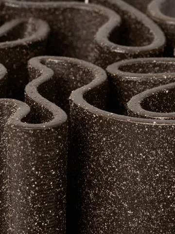 Dedali Vase 18 cm - Dunkelbraun - Ferm Living